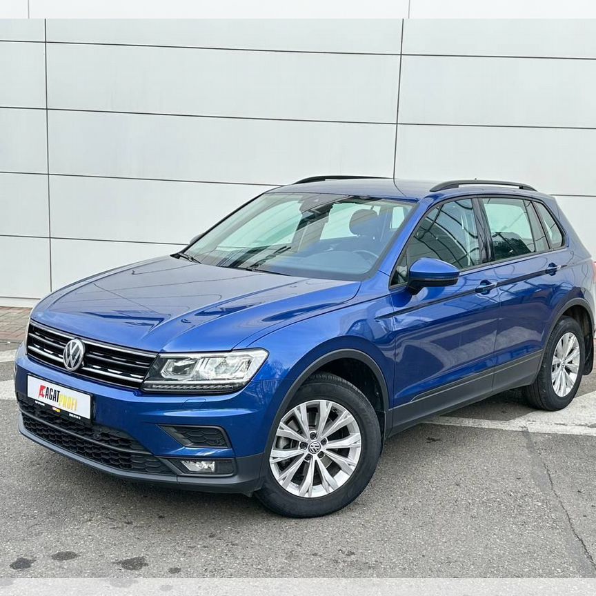 Купить Volkswagen Tiguan, бензин от 810 000 ₽ в