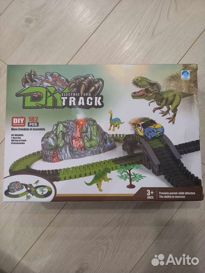 Гибкий автотрек с драконами