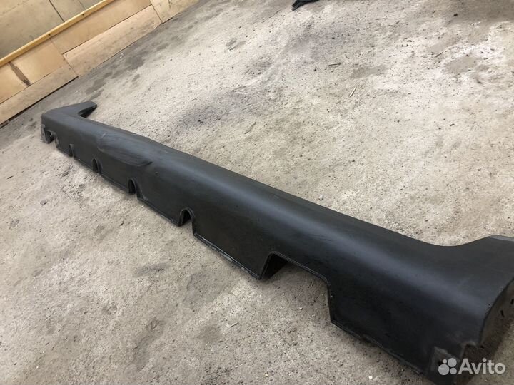 Накладка порога правая kia rio 4 x-line