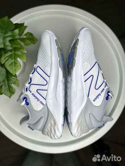 Кроссовки белые new balance новые оригинал