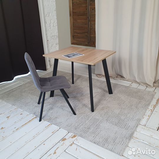 Письменный стол Ник Дуб 90*70 см. Черные ножки