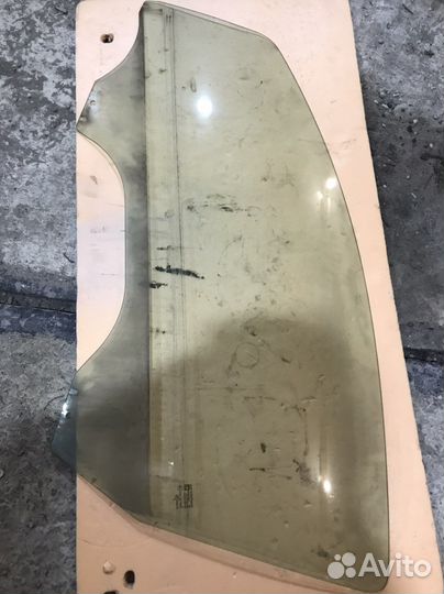 Стекло двери передней левой Opel Corsa D 2012г