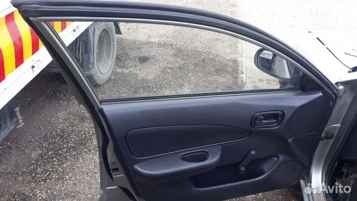 Дверь левая nissan ad wingroad y11