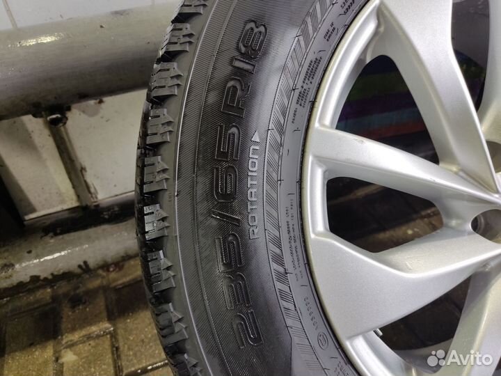Nokian Tyres Hakkapeliitta R3 SUV 235/65 R18