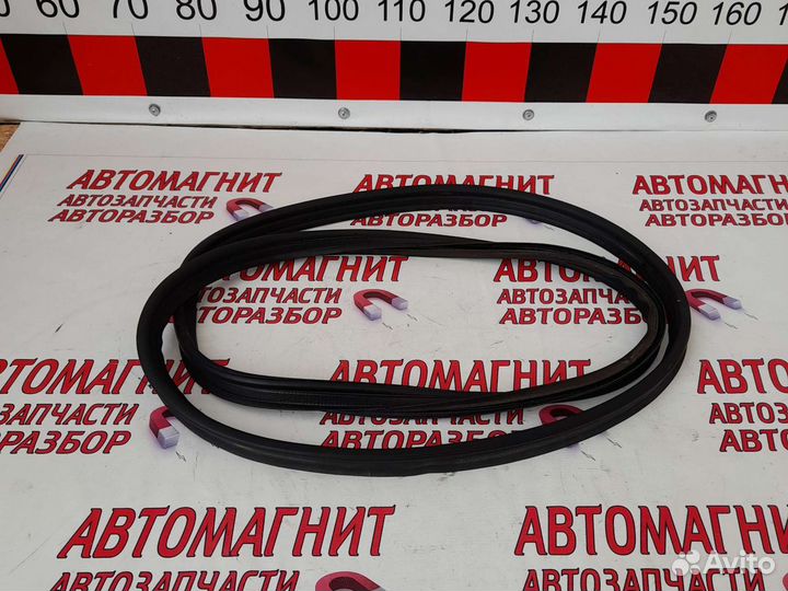 Уплотнитель крышки багажника Киа Церато 4 BD