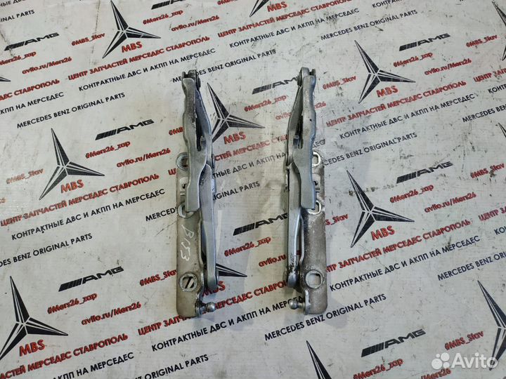 Петля капота w211 Mercedes