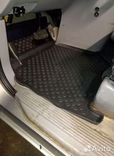 Коврики KIA Carnival 1998-2006