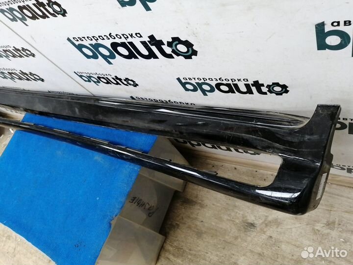 Накладка на подножку левая 51774-60160