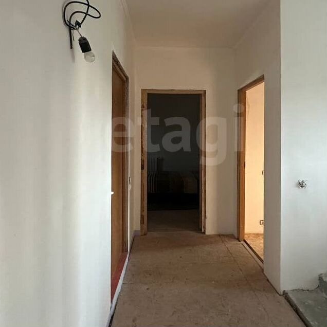 Недостроен: Дом 287,2 м² на участке 9,5 сот.