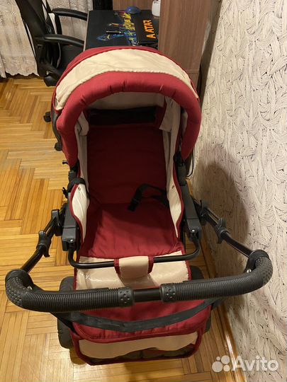 Прогулочная коляска