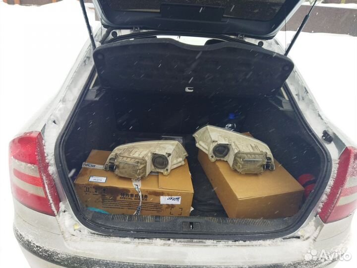 Фары для октавия 2008 г.кузов а5 оригинальные б/у