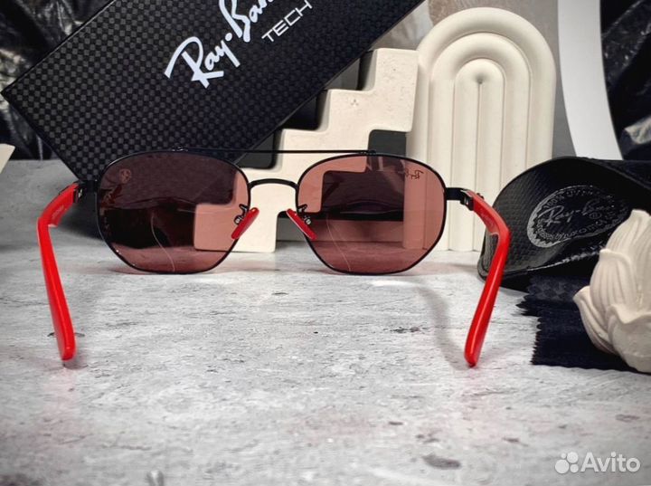 Очки Ray Ban Ferrari красные