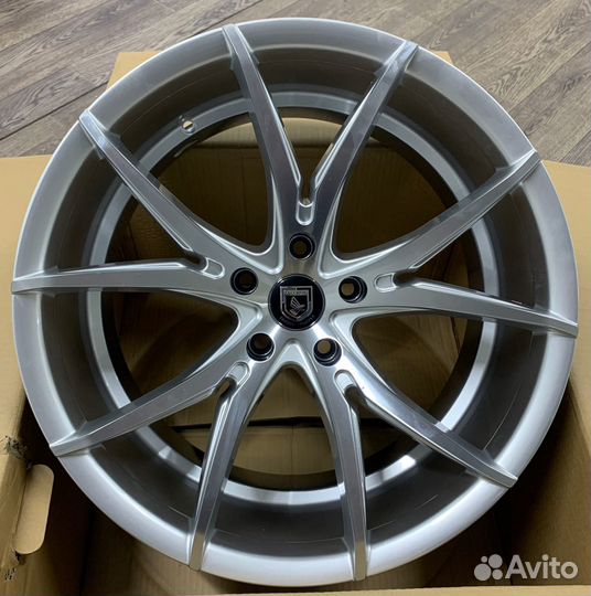 Диски на land rover discovery ленд ровер r20