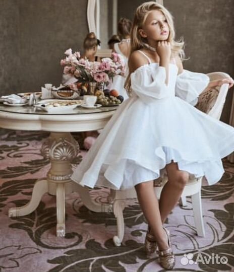 Платье для девочки новое