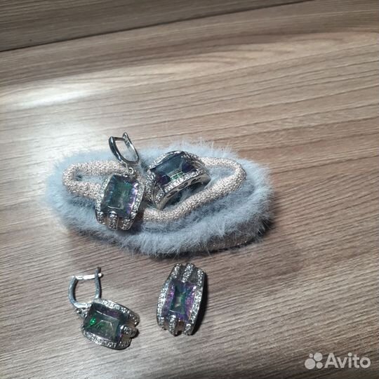 Комплект из серебра