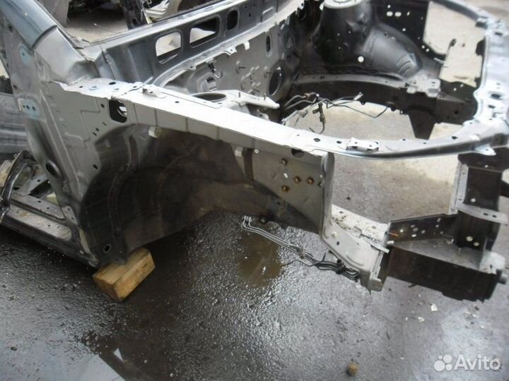 Лонжерон правый Lexus Rx350 MCU38L