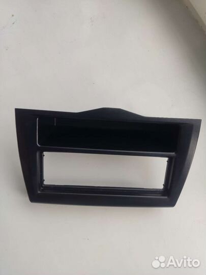 Рамка для магнитолы 1 din granta fl