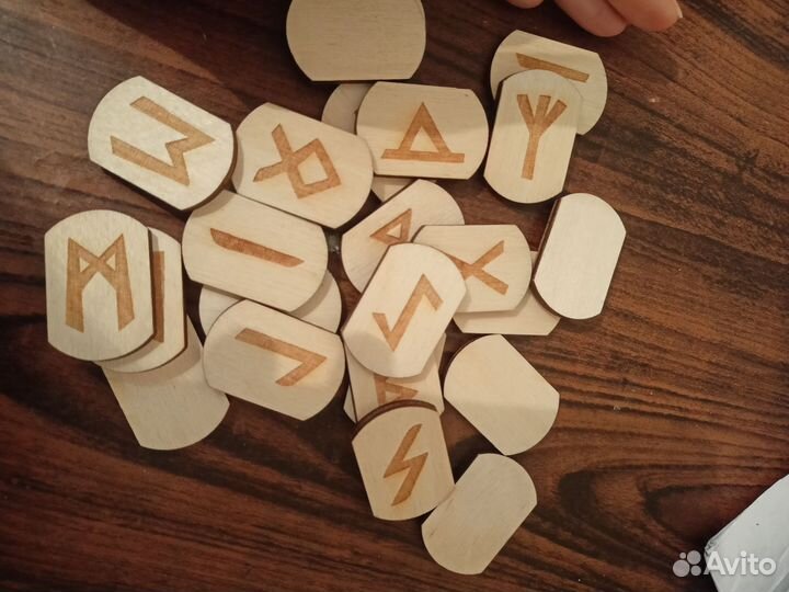 Руны,таро, гадальные карты