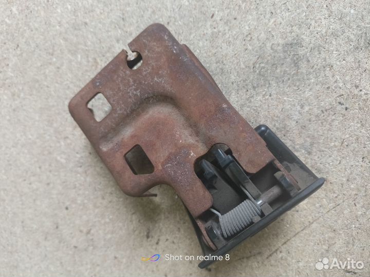 Ручка троса капота ниссан алмера N16