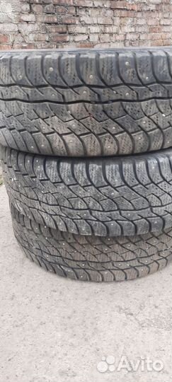 Viatti Brina Nordico V-522 215/55 R17