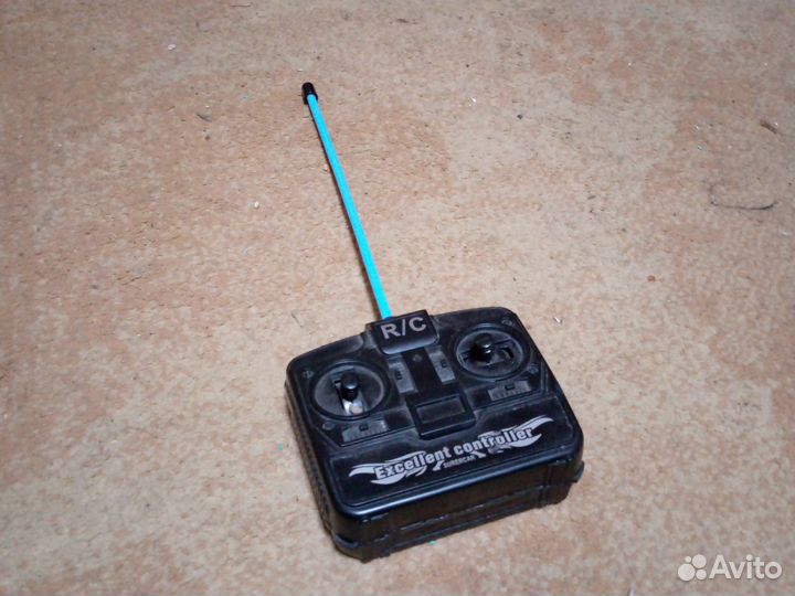 Внедорожник на пульте управления