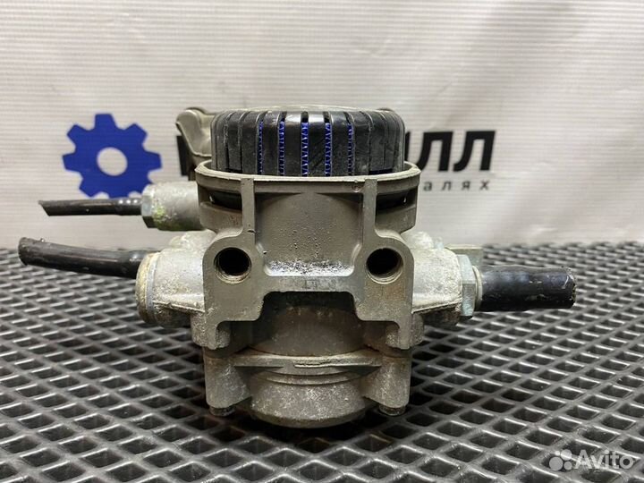 Кран модулятор EBS передний DAF 106 1867005