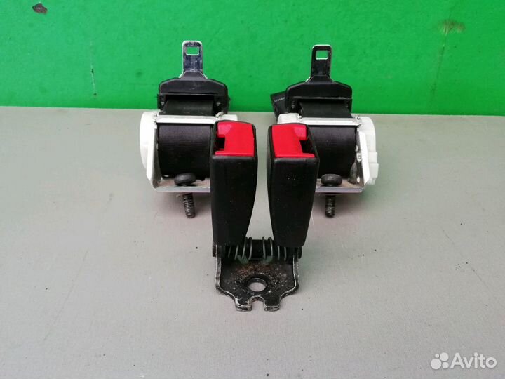 Ремень безопасности задний Форд Фокус 3