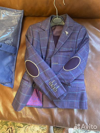 Костюм тройка для мальчика 104 размер