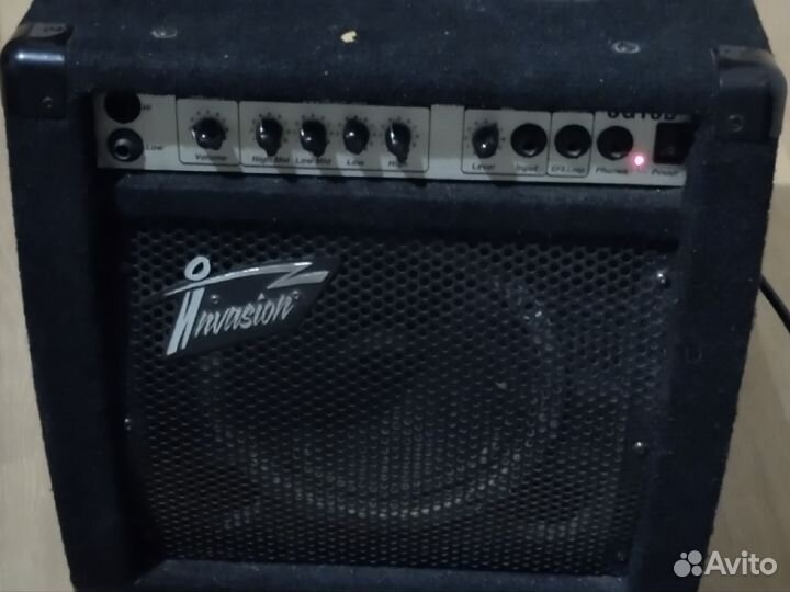 Басовый комбоусилитель Invasion SG15B