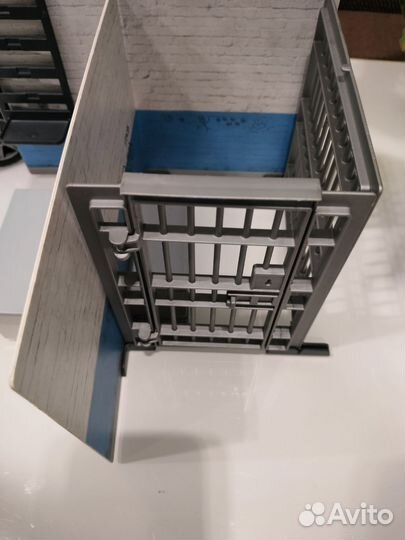 Полиция Bruder +участок