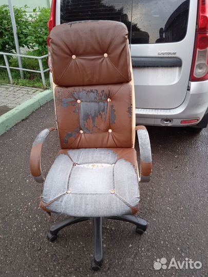 Офисное кресло на перетяжку