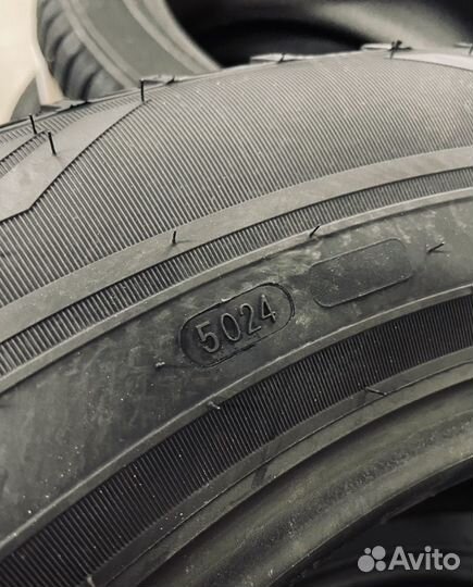 Ikon Tyres Autograph Aqua 3 215/60 R16 99