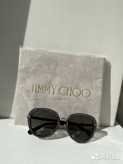 Солнцезащитные очки женские брендовые