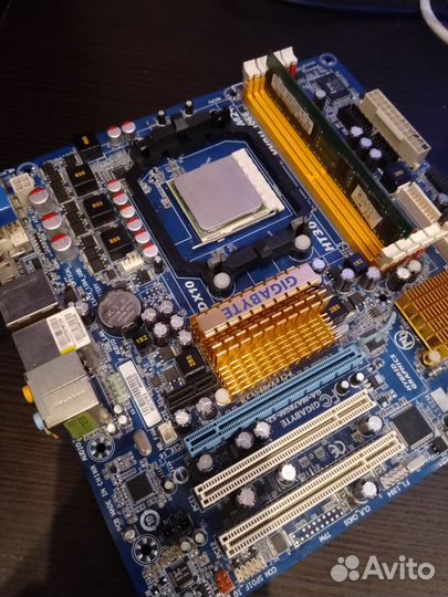 Материнская плата am2 plus