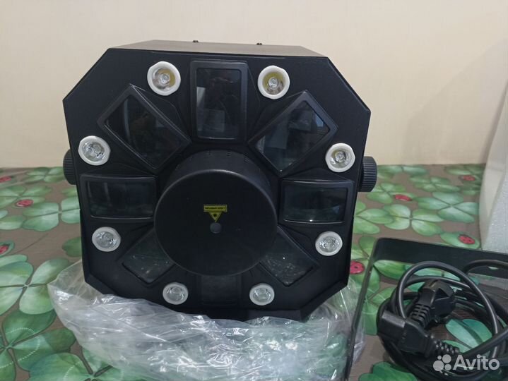 Светодиодный проекционный эффект Chauvet swarm 5FX