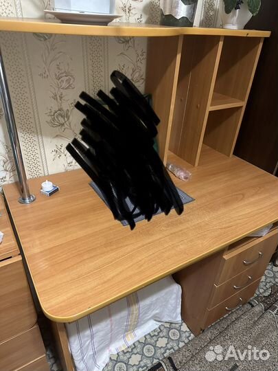 Компьютерный стол