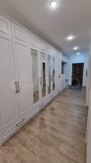 3-к. квартира, 110 м², 2/12 эт.