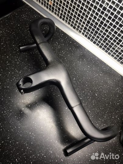 Руль карбоновый шоссейный