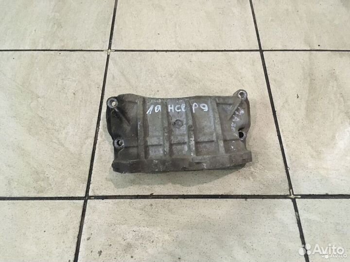 Кронштейн кпп нижний Mitsubishi Lancer 9