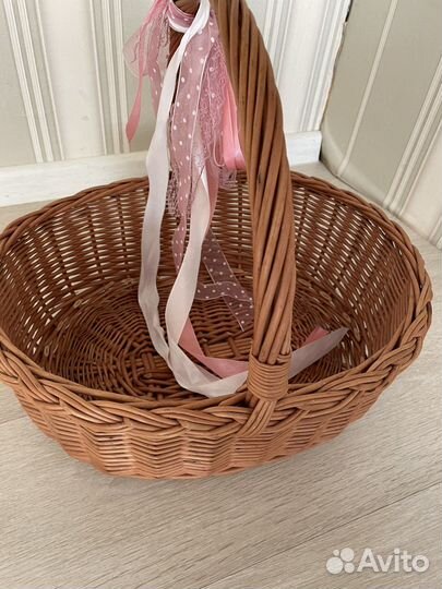 Корзина плетеная