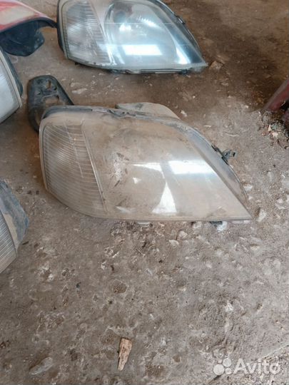 Фары на renault logan 1