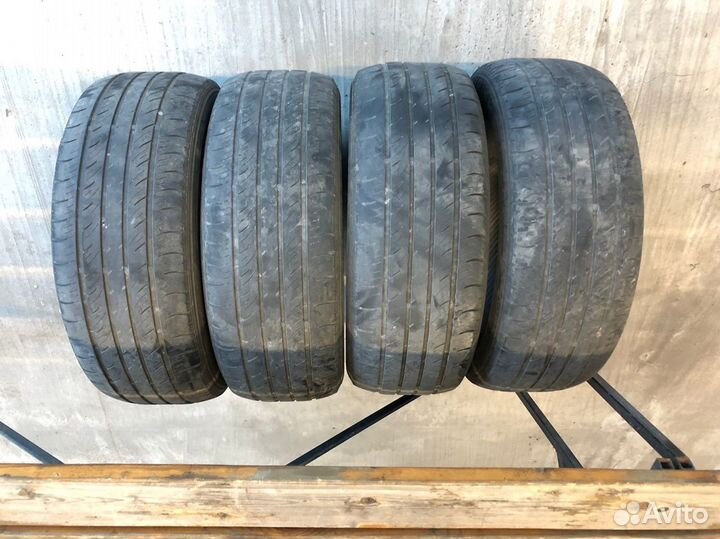 Dunlop SP Touring T1 205/55 R16