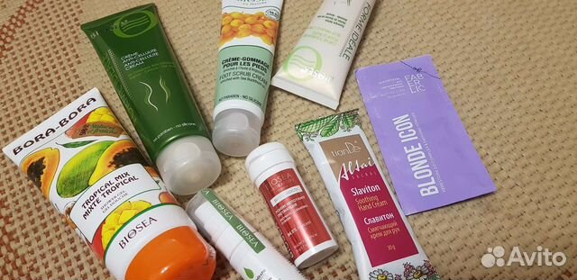 Набор косметики пакетом новая