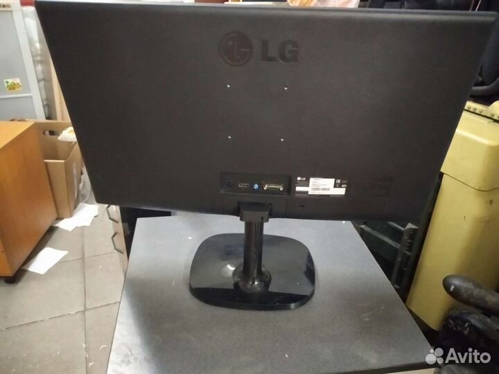 Монитор Lg 24'
