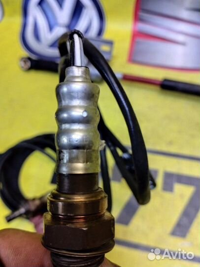 Датчик лямбда-зонд Audi A6 универсал 2.8 CCE 2009