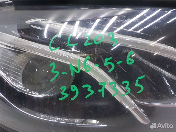 Фара правая, Mercedes-Benz W213 (E-Klasse)