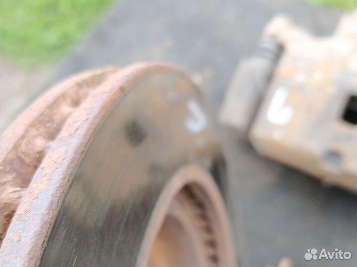 Комплект передних тормозов mitsubishi galant 9