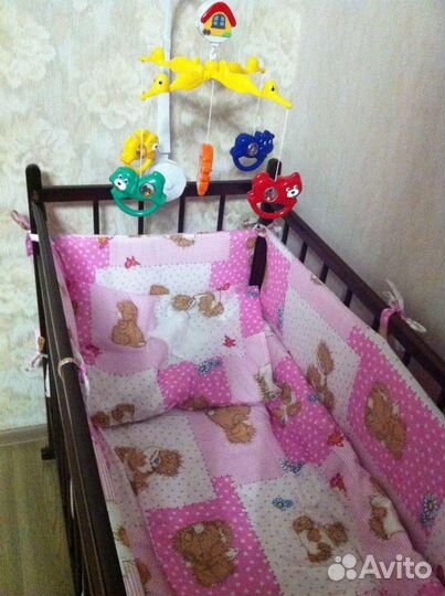 Продаю бортики на кроватку