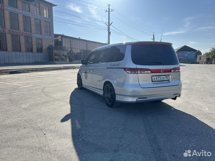 Сиденья на Honda Elyzion 07