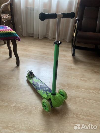 Самокат детский трехколесный